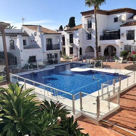 Nueva Nerja Pueblo Andaluz Casa Grafton Villa Bagian luar foto