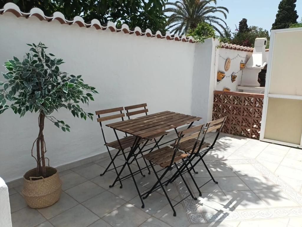 Nueva Nerja Pueblo Andaluz Casa Grafton Villa Bagian luar foto
